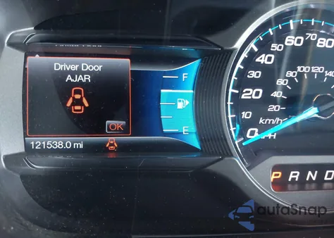 2015 Ford Taurus Limited z USA, uszkodzony, nr VIN 1FAHP2F84FG106044